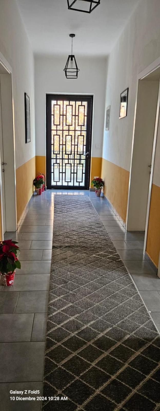 Hotel Antigone Tirana Exterior foto